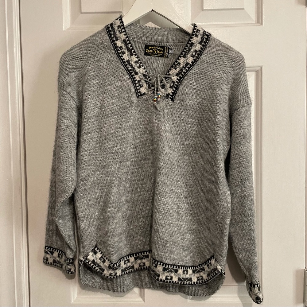 American South Side | 100% Alpaca wool sweater